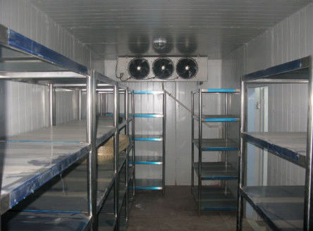 Passeggiata ad angolo retto SS304 nella stanza industriale del congelatore del pannello di Coldroom 200mm